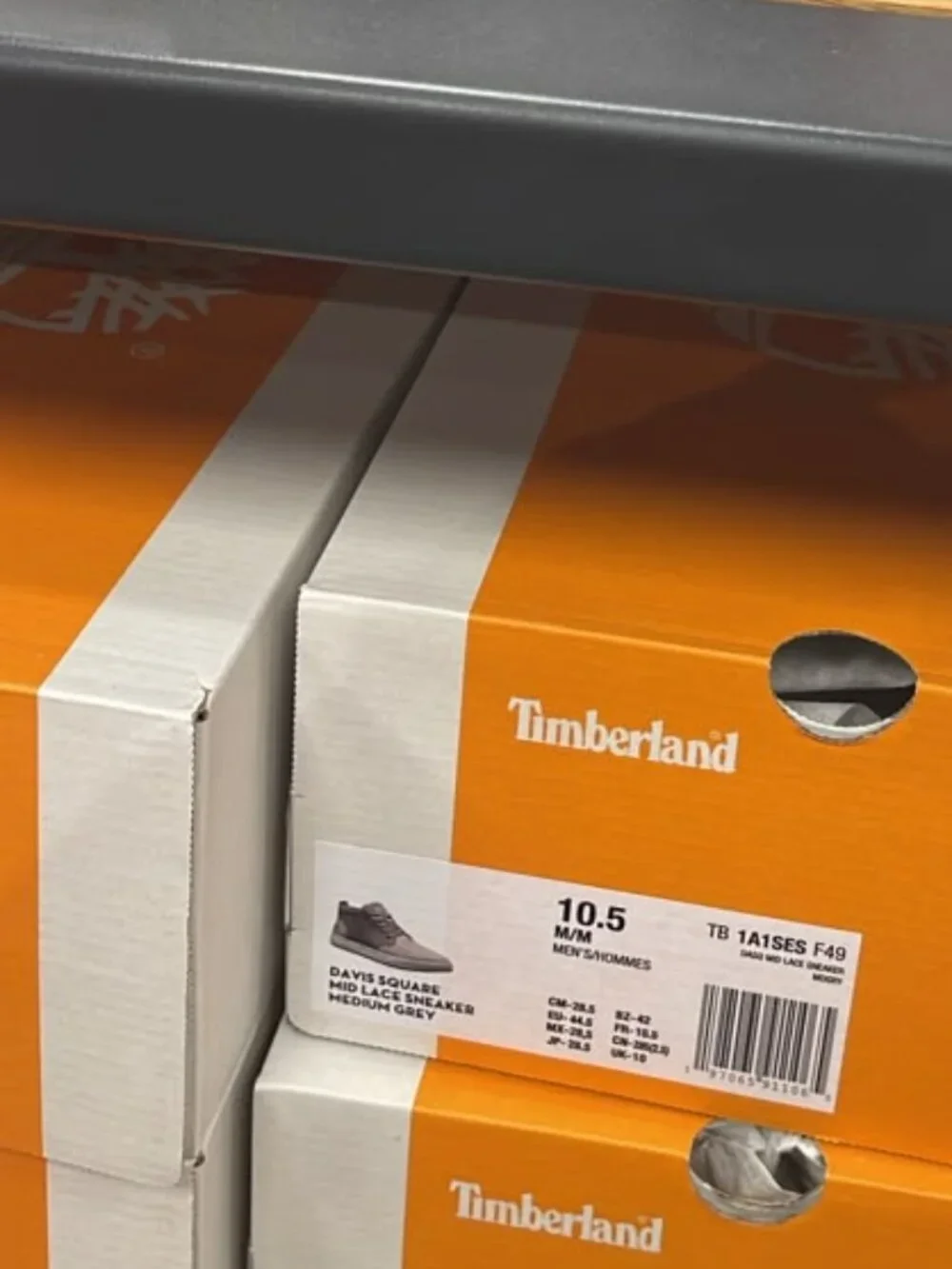 Timberland Men's Davis Square's Chukka Shoe, Medium Grey Nubuck A1SES All Sizes